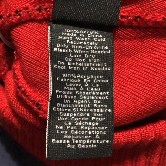 Chicago Blackhawks Beanie - Picture 4 of 11